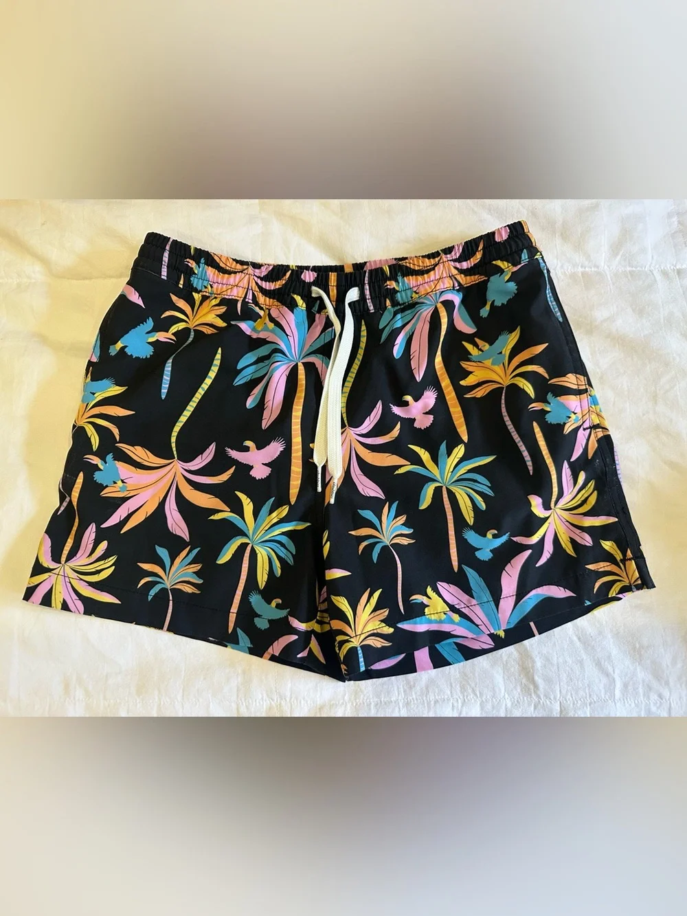 Chubbies Kids Boys Youth Medium M 10/12 The Birds of Paradise Black Neon Classic
